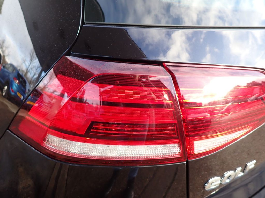 Used Volkswagen Golf 2017 for sale - 77356286: Photo 45