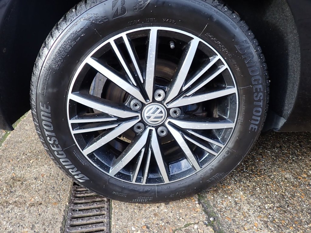 Used Volkswagen Golf 2017 for sale - 77356286: Photo 49