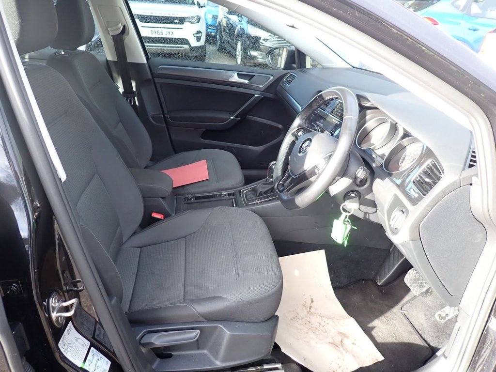 Used Volkswagen Golf 2017 for sale - 77356286: Photo 8