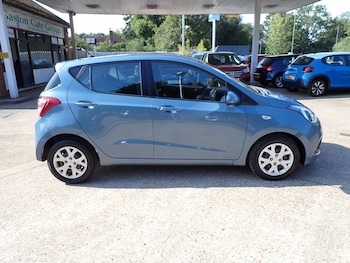 Used Hyundai i10 2015 for sale - 75548169: Photo