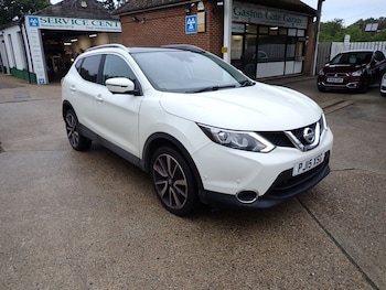 Nissan - Qashqai