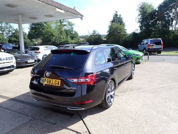 Used Skoda Superb 2018 for sale - 79694845: Photo
