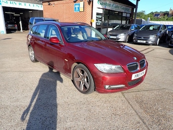 2011 (11) - 2.0 320d Exclusive Edition Touring 5dr Diesel Steptronic Euro 5 (184 ps)