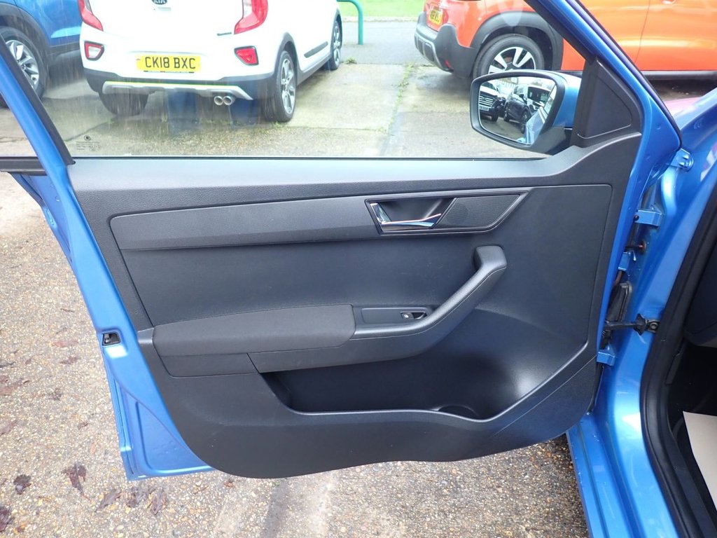 Used Skoda Fabia 2017 for sale - 77161854: Photo 33