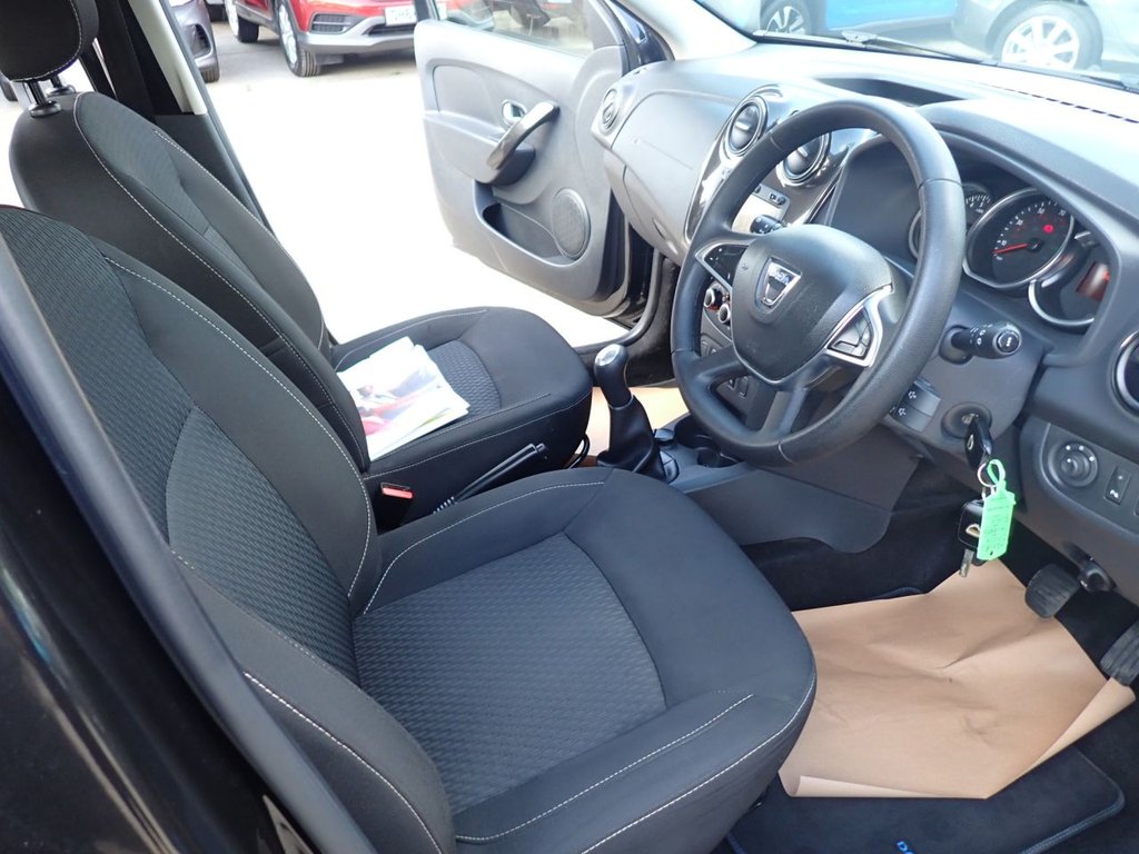 Used Dacia Sandero 2018 for sale - 76438983: Photo 12