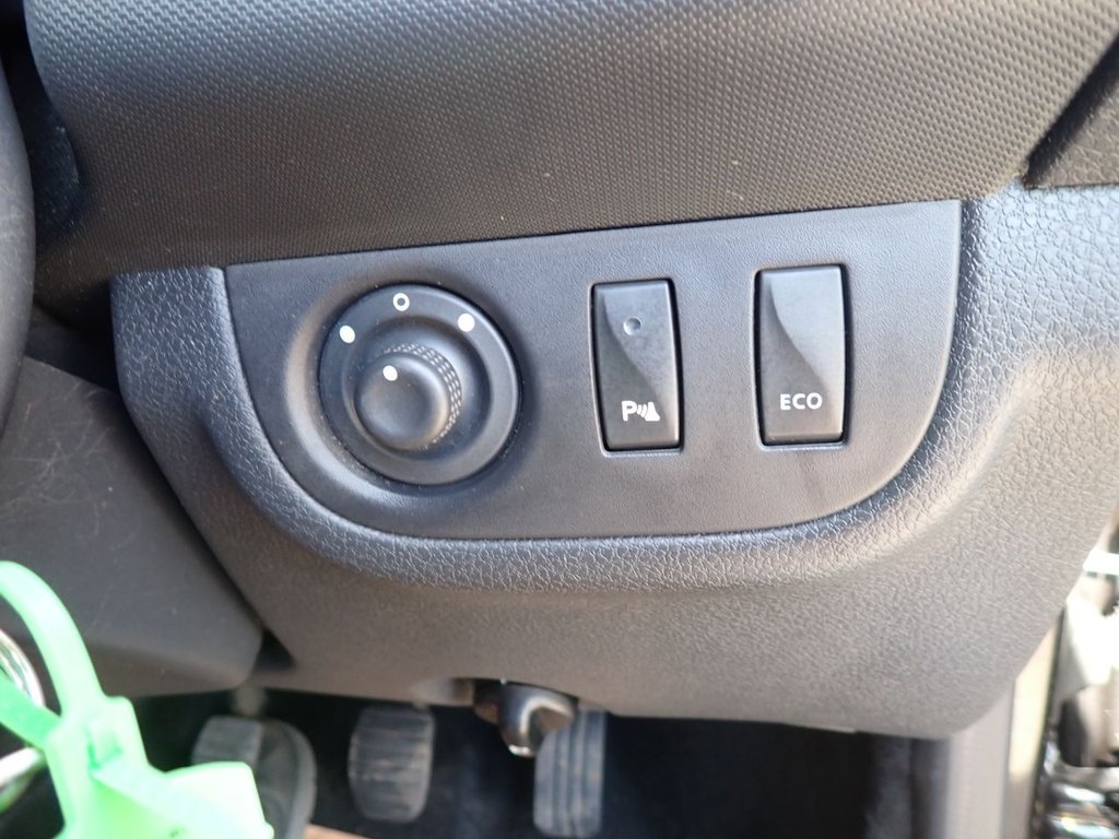 Used Dacia Sandero 2018 for sale - 76438983: Photo 17