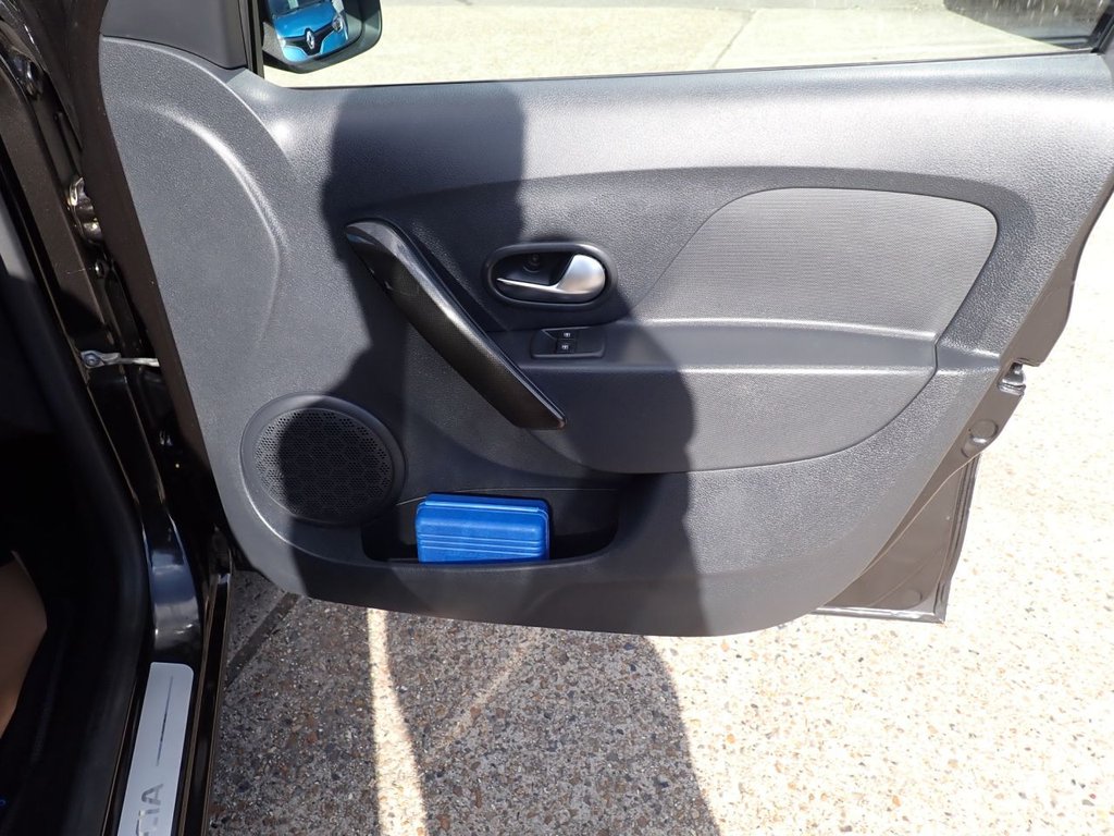 Used Dacia Sandero 2018 for sale - 76438983: Photo 28