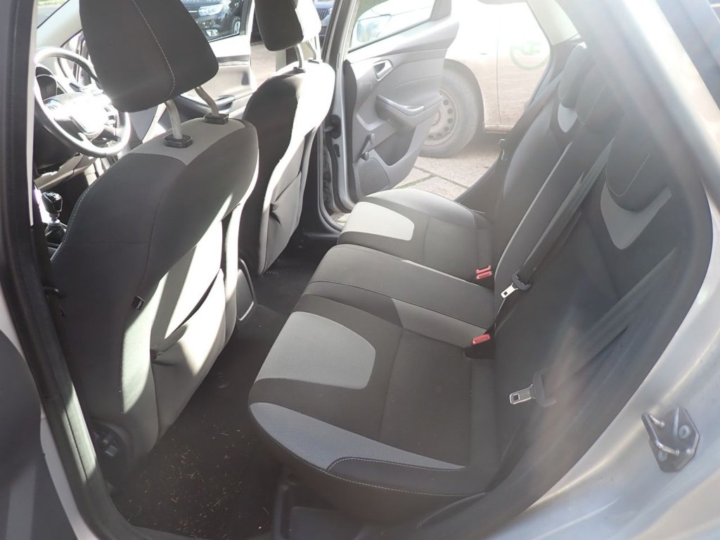 Used Ford Focus 2012 for sale - 76698673: Photo 12