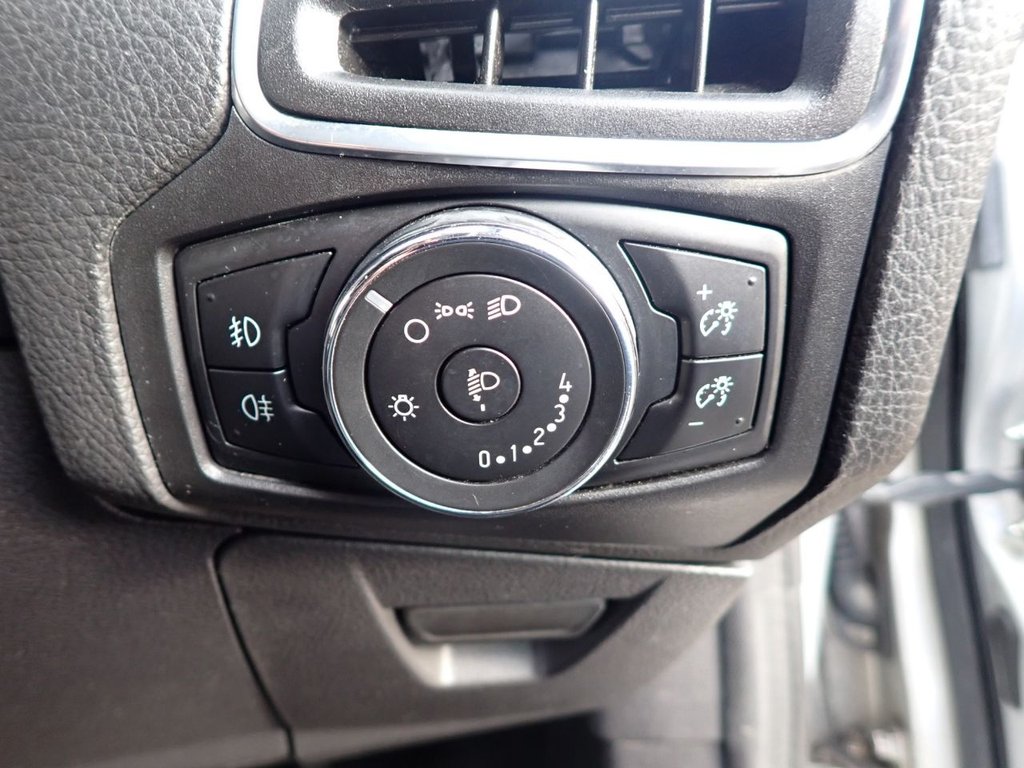 Used Ford Focus 2012 for sale - 76698673: Photo 15