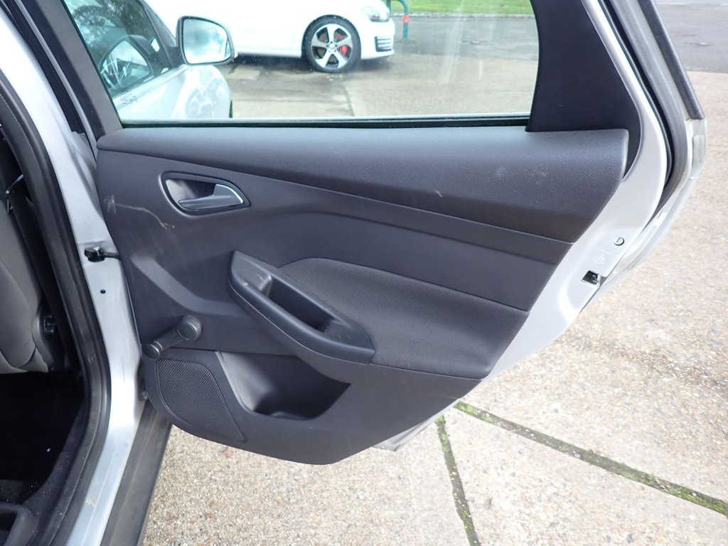 Used Ford Focus 2012 for sale - 76698673: Photo 34