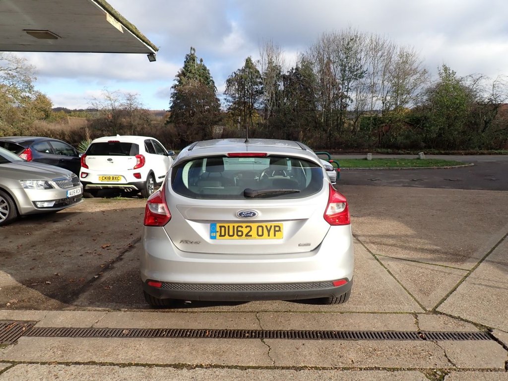 Used Ford Focus 2012 for sale - 76698673: Photo 4