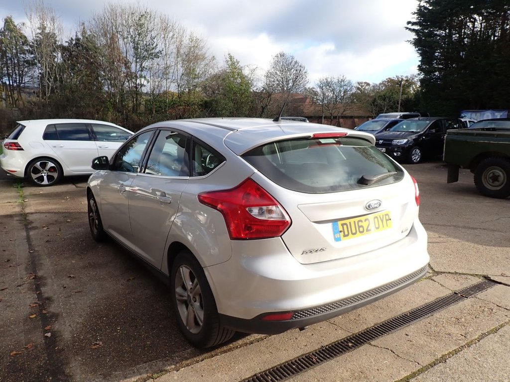 Used Ford Focus 2012 for sale - 76698673: Photo 5