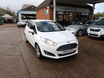2014 (64) - 1.25 82 Zetec 3dr