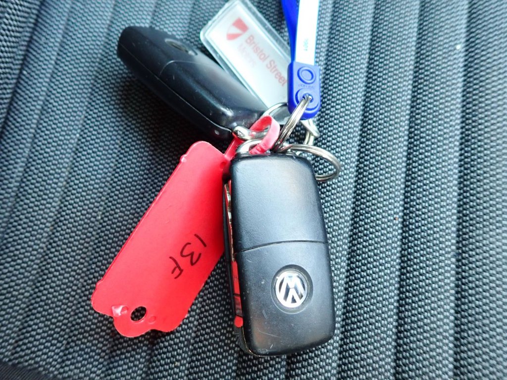 Used Volkswagen Polo 2013 for sale - 76768253: Photo 5