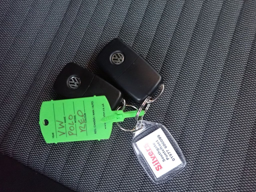 Used Volkswagen Polo 2013 for sale - 76356562: Photo 14