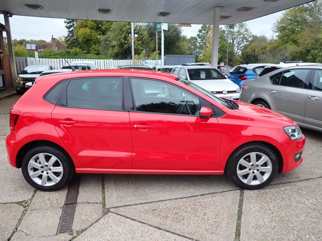 Used Volkswagen Polo 2013 for sale - 76356562: Photo 2