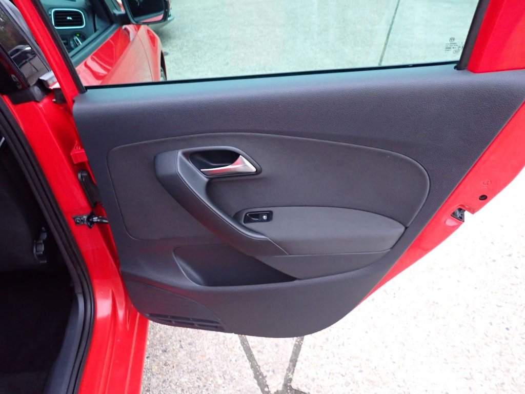 Used Volkswagen Polo 2013 for sale - 76356562: Photo 37