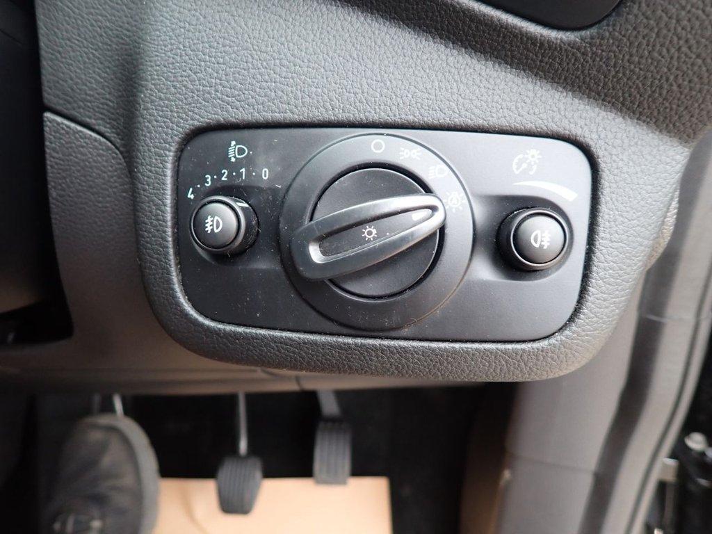 Used Ford Grand C-Max 2016 for sale - 76962239: Photo 15