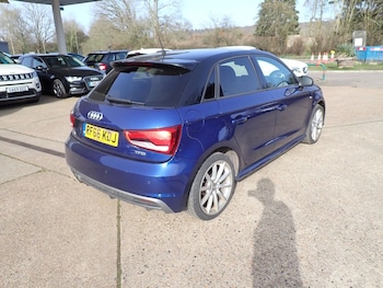 Used Audi A1 2017 for sale - 77765497: Photo