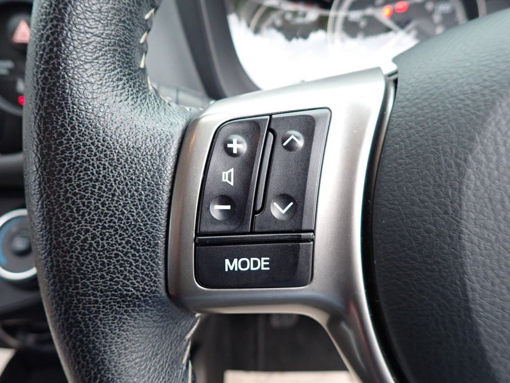 Used Toyota Yaris 2014 for sale - 77452355: Photo 19