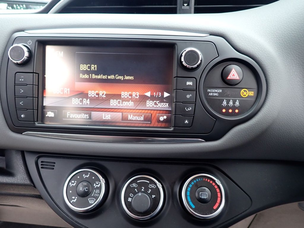 Used Toyota Yaris 2014 for sale - 77452355: Photo 20