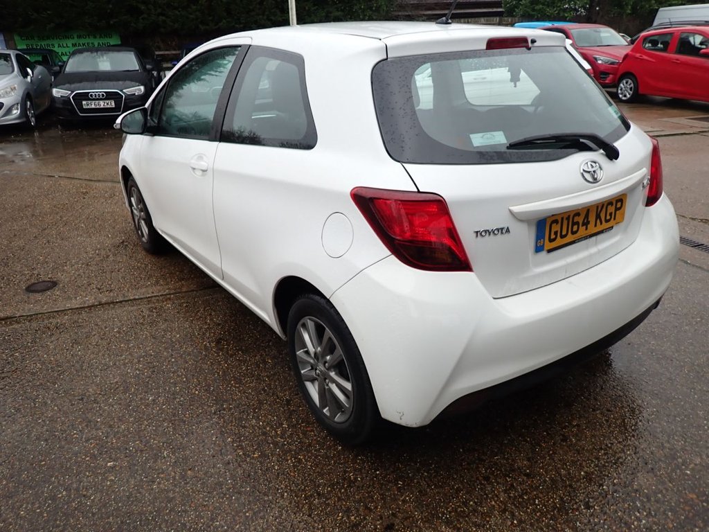 Used Toyota Yaris 2014 for sale - 77452355: Photo 3