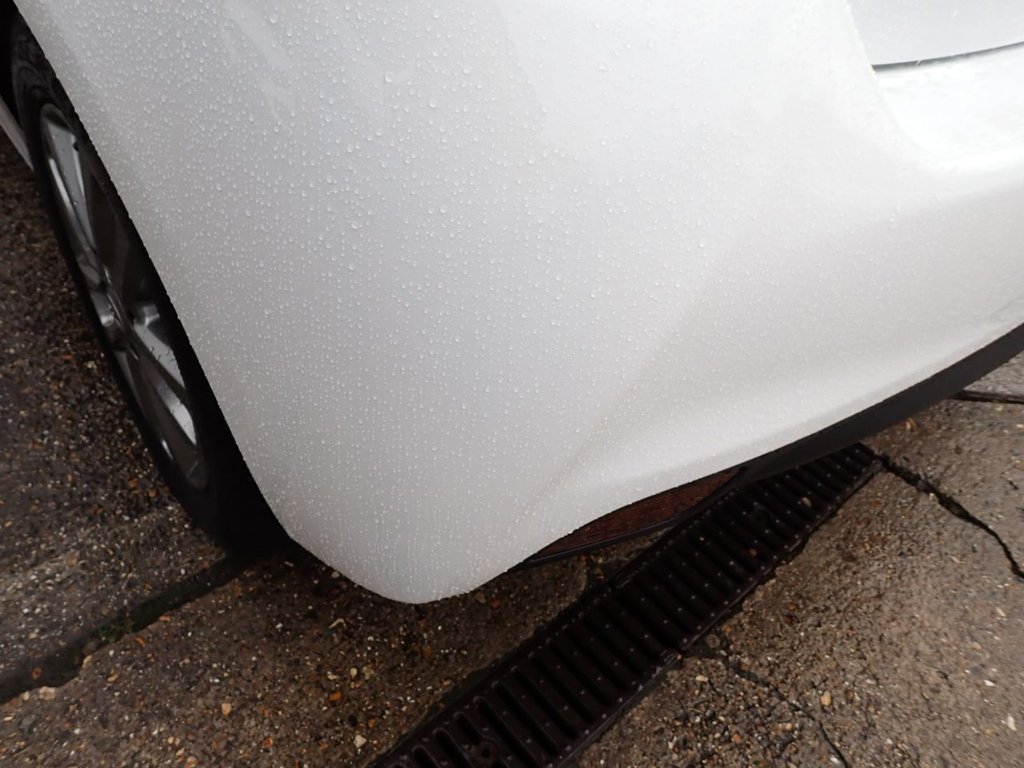 Used Toyota Yaris 2014 for sale - 77452355: Photo 39