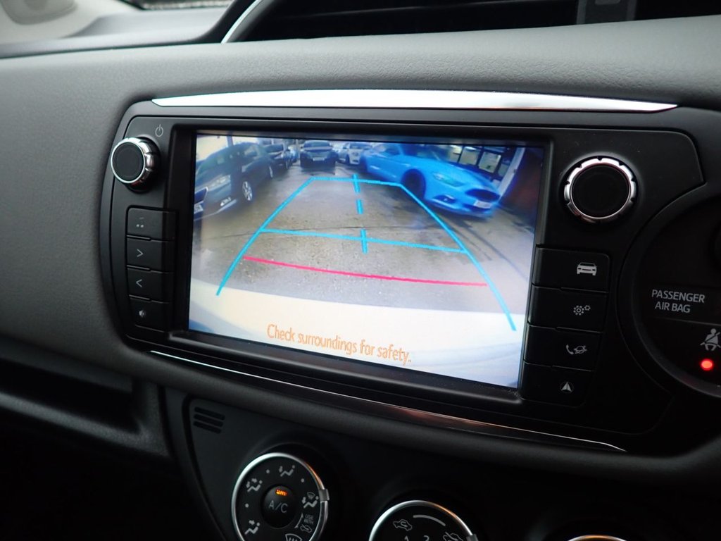 Used Toyota Yaris 2014 for sale - 77452355: Photo 6