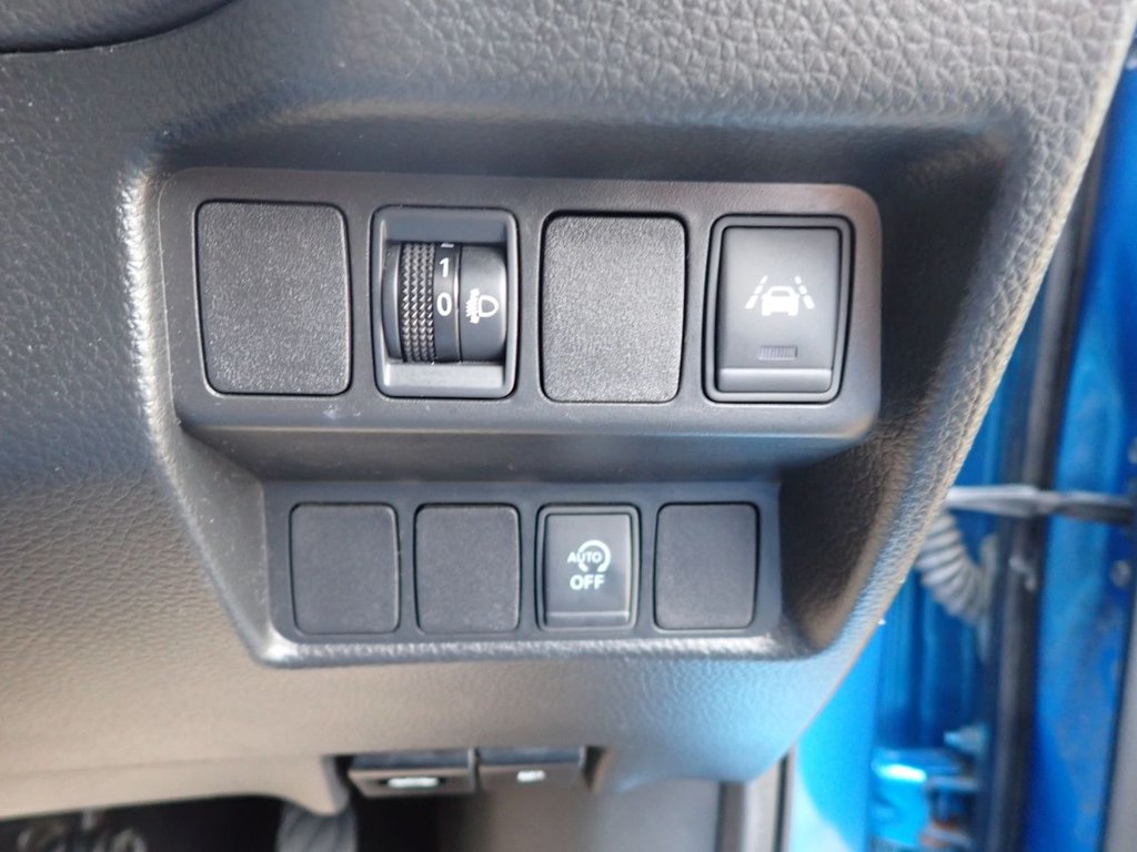 Used Nissan Qashqai 2017 for sale - 76439226: Photo 23