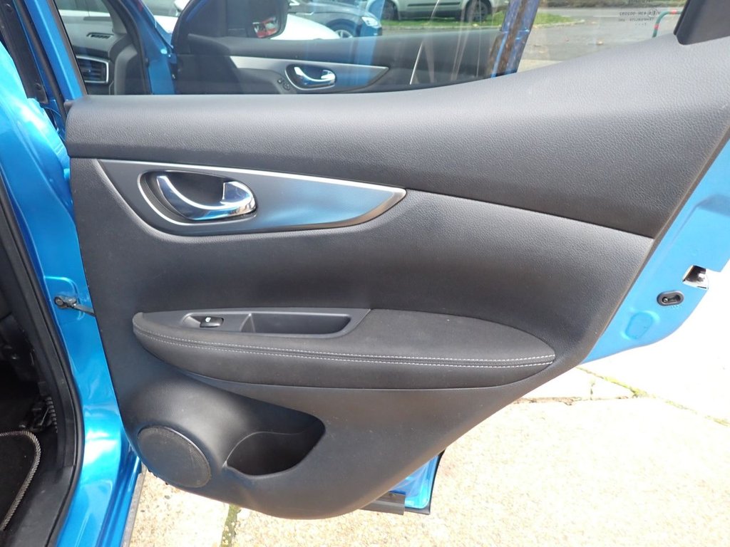 Used Nissan Qashqai 2017 for sale - 76439226: Photo 38