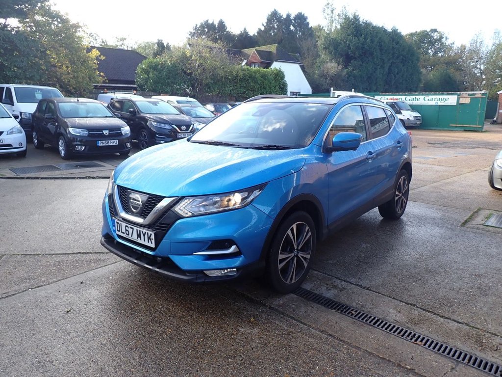 Used Nissan Qashqai 2017 for sale - 76439226: Photo 4