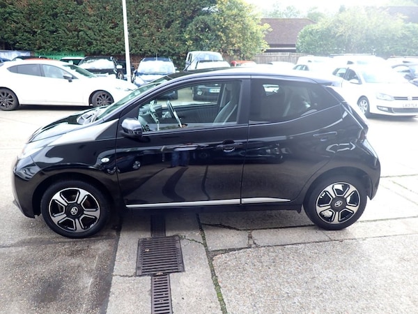 Used Toyota AYGO 2016 for sale - 76323380: Photo 6