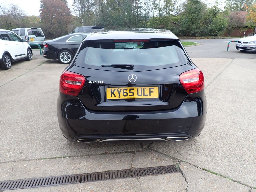 Used Mercedes-Benz A-Class 2015 for sale - 76604499: Photo 4