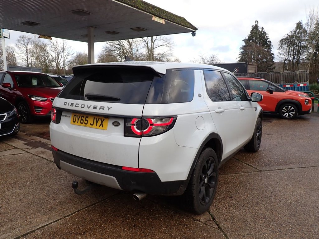Used Land Rover Discovery Sport 2015 for sale - 77263392: Photo 2