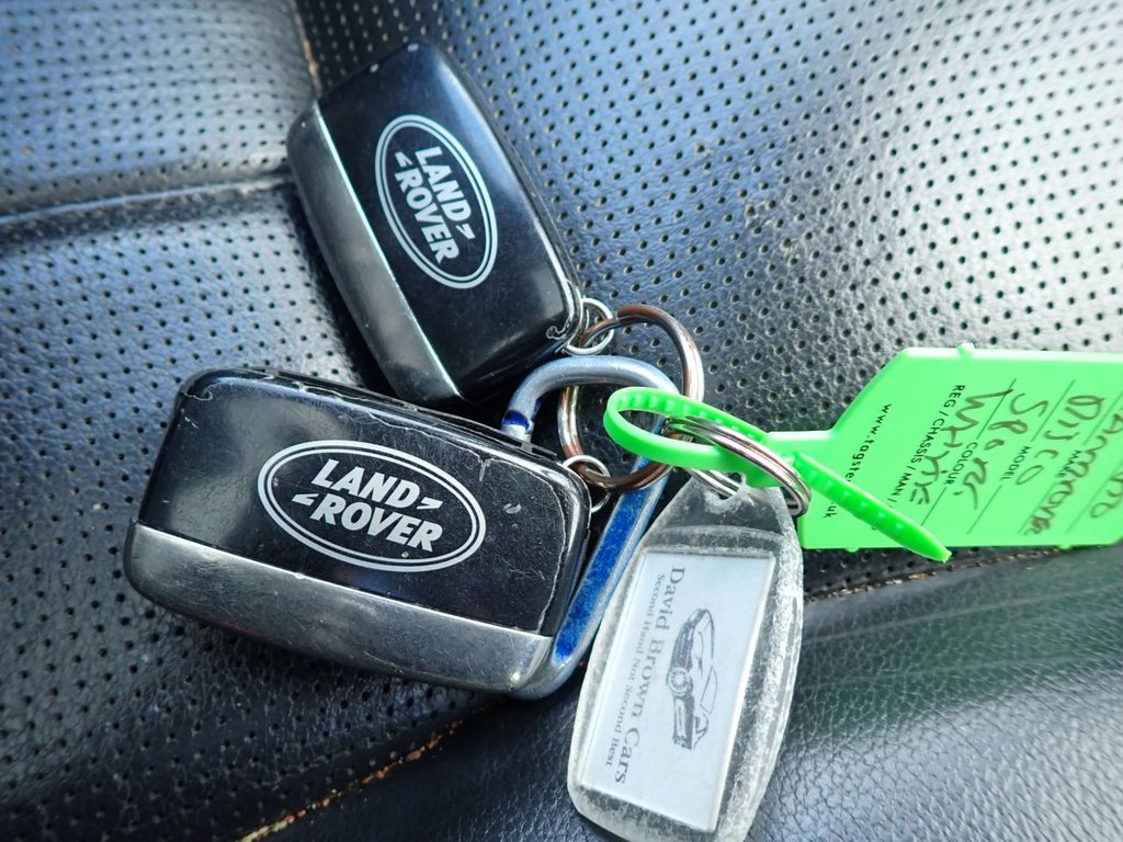 Used Land Rover Discovery Sport 2015 for sale - 77263392: Photo 6