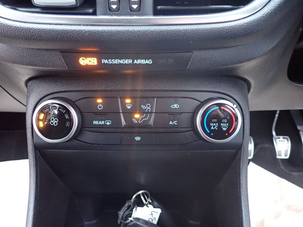 Used Ford Fiesta 2018 for sale - 77463601: Photo 22