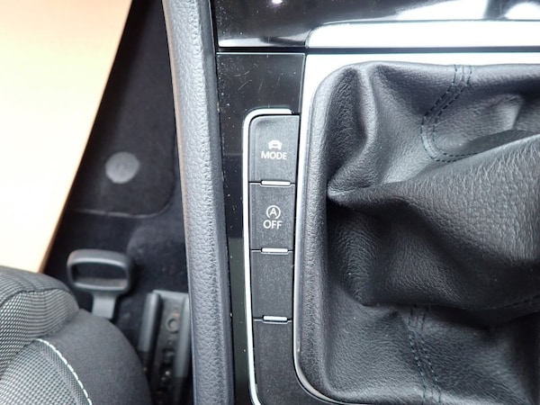 Used Volkswagen Golf 2014 for sale - 76223387: Photo 25