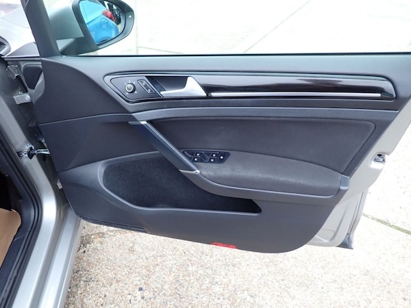 Used Volkswagen Golf 2014 for sale - 76223387: Photo 43