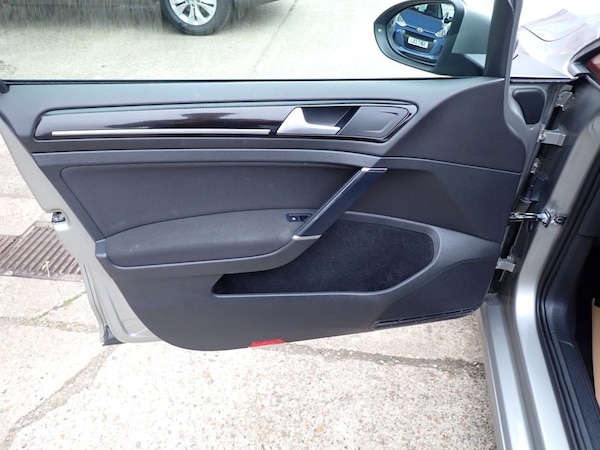 Used Volkswagen Golf 2014 for sale - 76223387: Photo 46