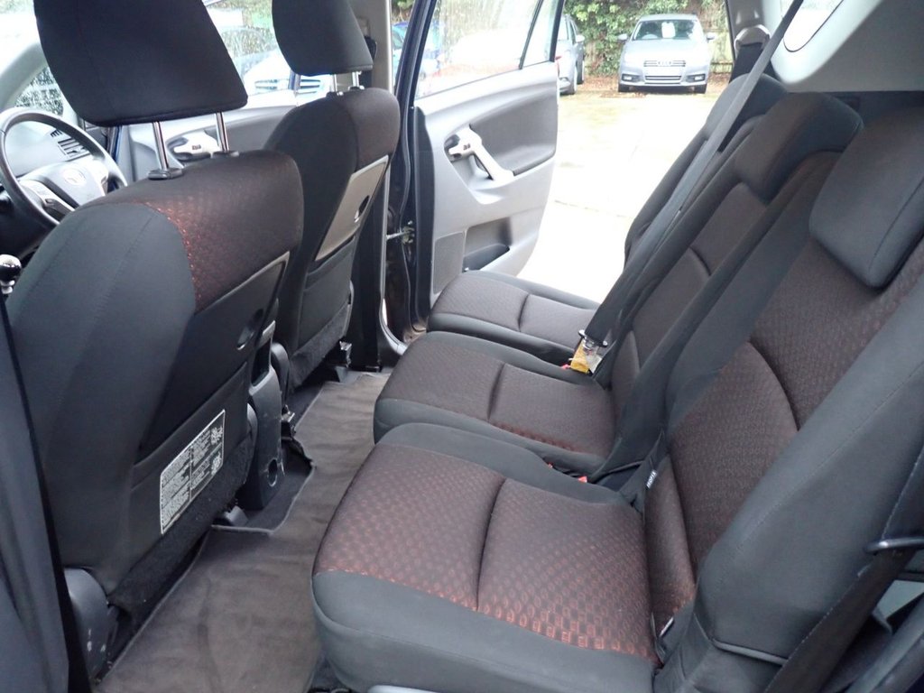 Used Toyota Verso 2010 for sale - 77287816: Photo 12