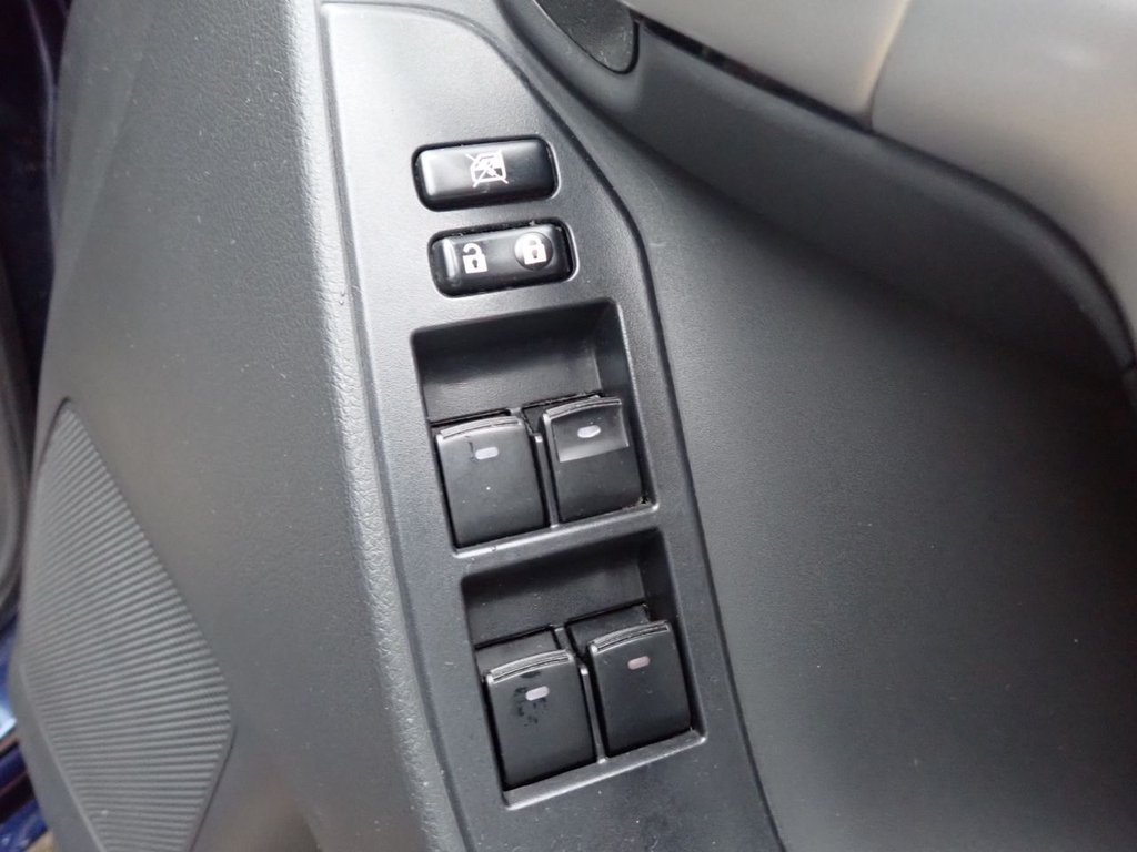 Used Toyota Verso 2010 for sale - 77287816: Photo 14