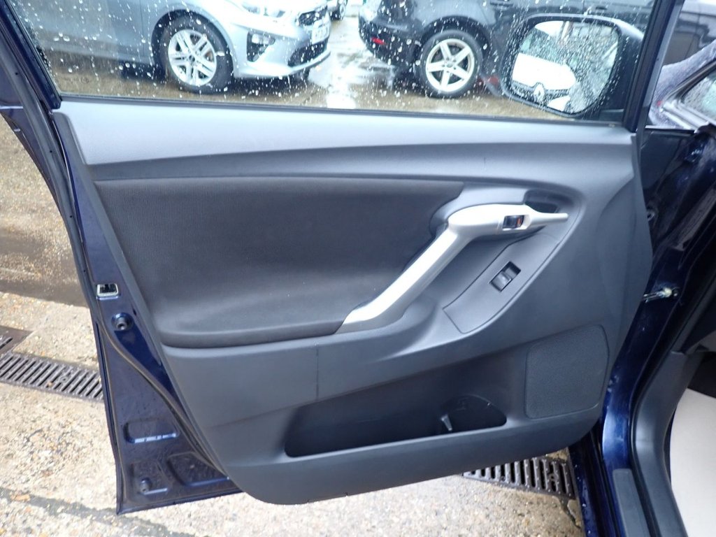 Used Toyota Verso 2010 for sale - 77287816: Photo 32