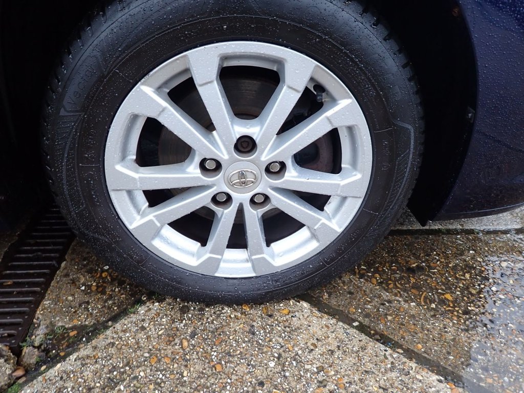 Used Toyota Verso 2010 for sale - 77287816: Photo 42