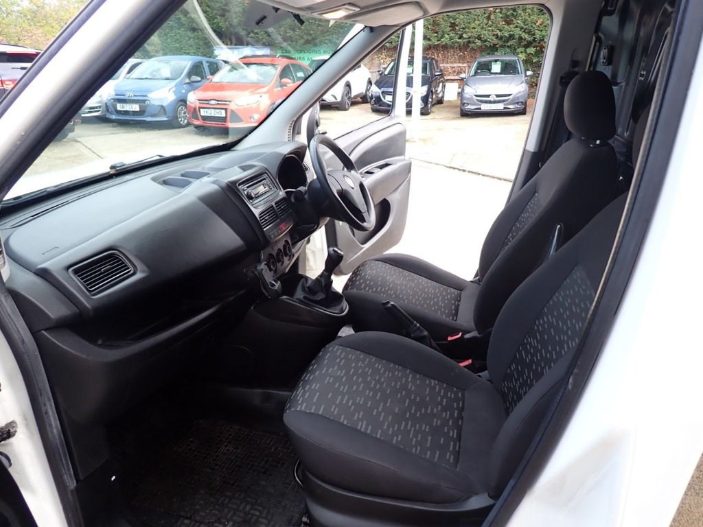 Used Vauxhall Combo 2014 for sale - 76345687: Photo 13