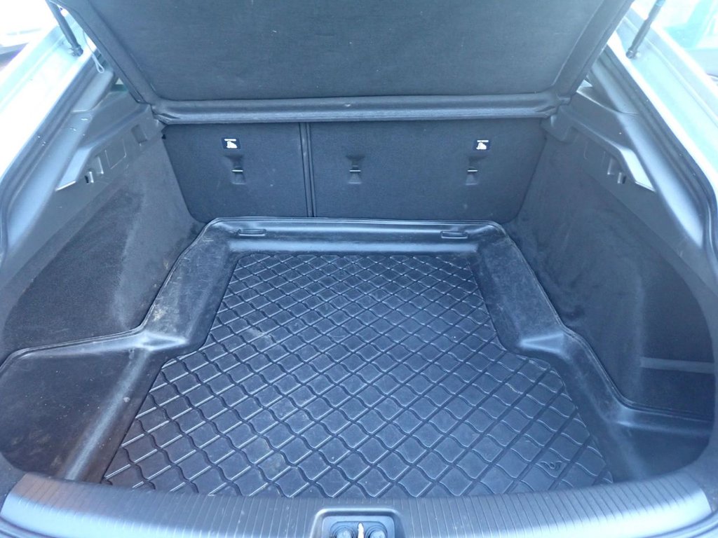 Used Vauxhall Insignia 2018 for sale - 77408377: Photo 11