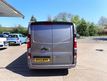 Used Vauxhall Vivaro 2017 for sale - 79141888: Photo