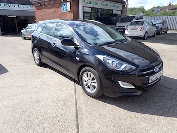 2015 (15) - 1.6 CRDi Blue Drive SE Tourer 5dr Diesel Manual Euro 6 (s/s) (110 ps)