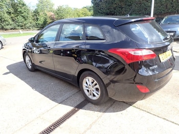 Used Hyundai i30 2015 for sale - 75832773: Photo