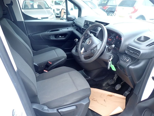 Used Vauxhall Combo 2021 for sale - 76266982: Photo 9