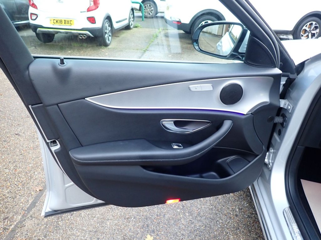 Used Mercedes-Benz E Class 2017 for sale - 76900533: Photo 41